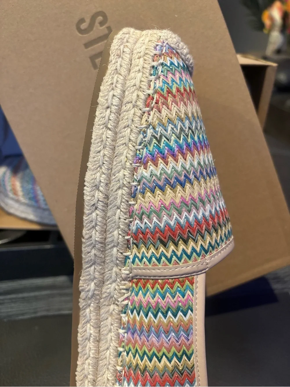 Steve Madden lightweight slip